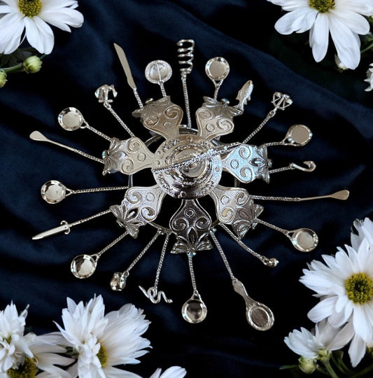 Corona para  Yemayá (Mayelewo) / Crown for  Yemayá (Mayelewo)